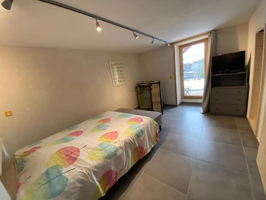 Dans Hameau, Pres Des Pistes Logement De Plein Pied Au Calme Taninges Buitenkant foto