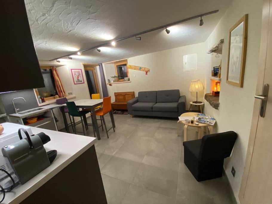 Dans Hameau, Pres Des Pistes Logement De Plein Pied Au Calme Taninges Buitenkant foto